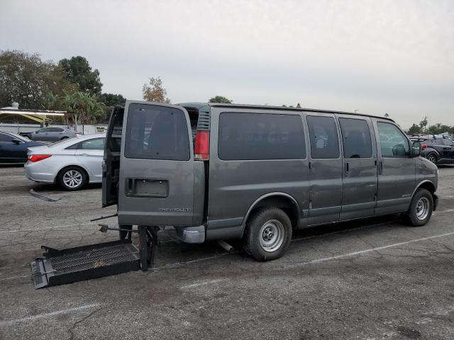 Photo 3 from auction – 2000 CHEVROLET EXPRESS G1 with VIN 1GNFG15R0Y1237796