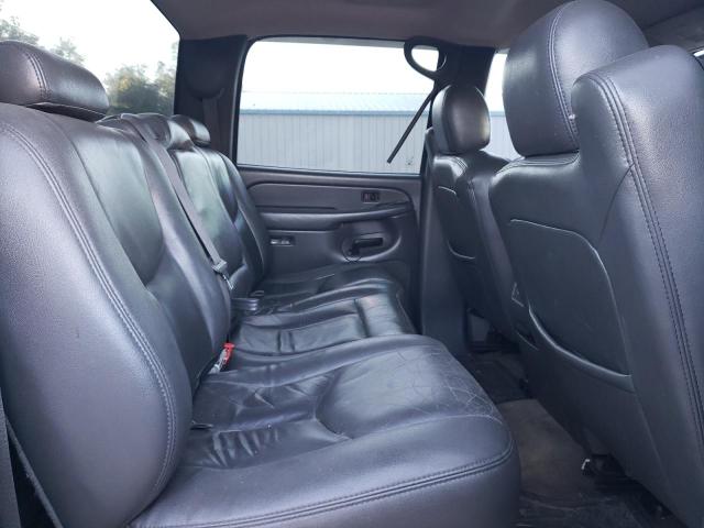 Photo 10 from auction – 2004 CHEVROLET SILVERADO with VIN 1GCHK232X4F181181