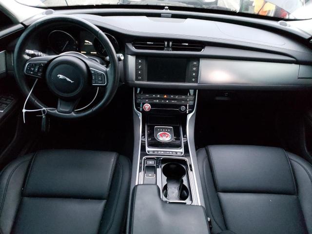 Photo 8 from auction – 2017 JAGUAR XF PREMIUM with VIN SAJBD4BV6HCY32600
