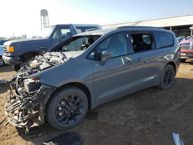 CHRYSLER PACIFICA T 2021 with VIN 2C4RC1FG2MR565256 - Photo from auction