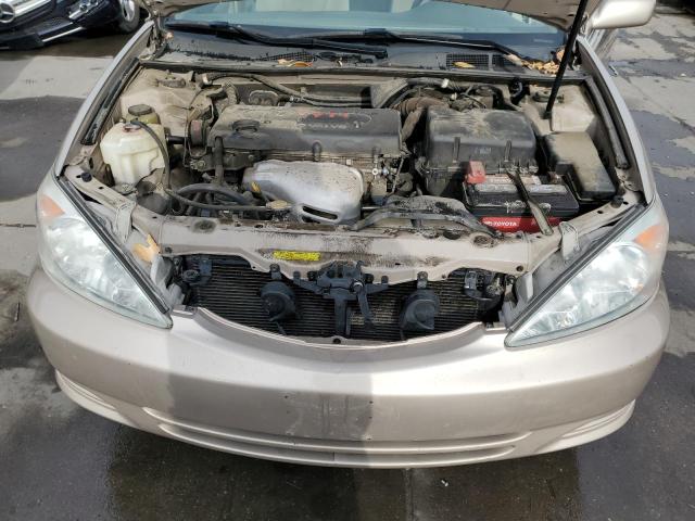 Photo 11 from auction – 2004 TOYOTA CAMRY LE with VIN 4T1BE32KX4U894609
