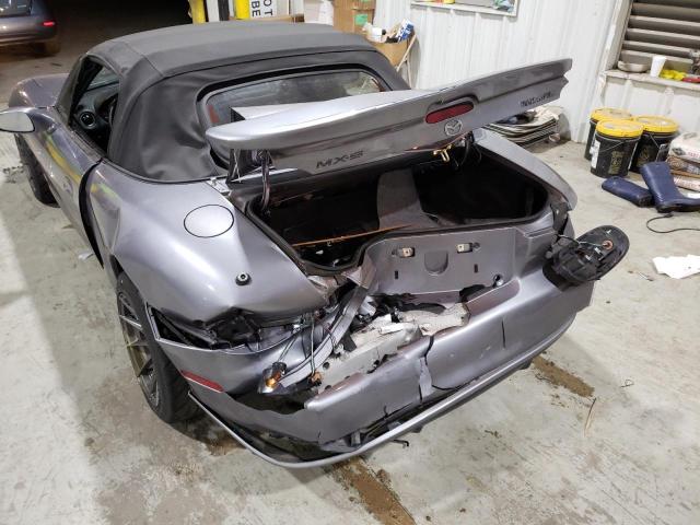 Photo 13 from auction – 2004 MAZDA MX-5 MIATA with VIN JM1NB354X40409772