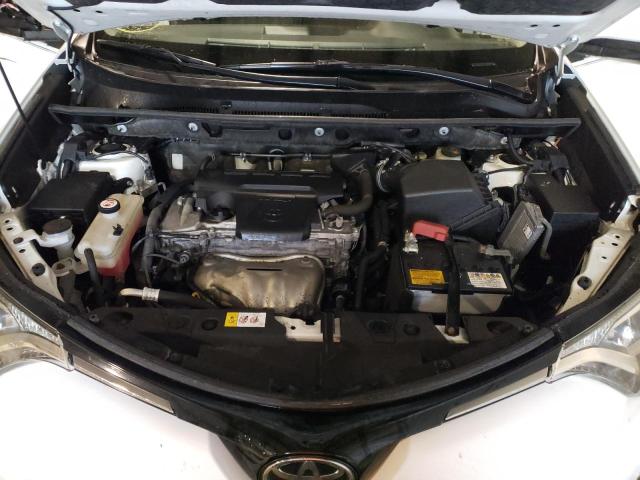 Photo 12 from auction – 2017 TOYOTA RAV4 XLE with VIN JTMRFREV5HJ707714
