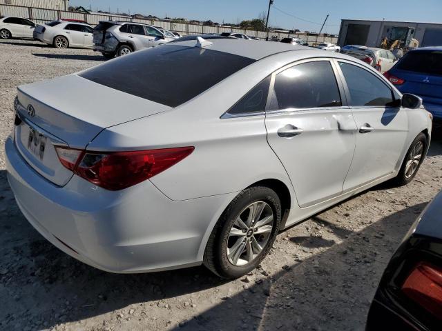 Photo 3 from auction – 2011 HYUNDAI SONATA GLS with VIN 5NPEB4AC6BH140513
