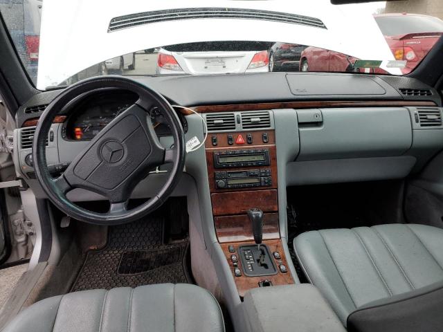 Photo 8 from auction – 1998 MERCEDES-BENZ E 320 with VIN WDBJH65F0WA534632
