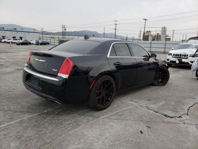 Photo 3 from auction – 2015 CHRYSLER 300 LIMITE with VIN 2C3CCAAG9FH920806