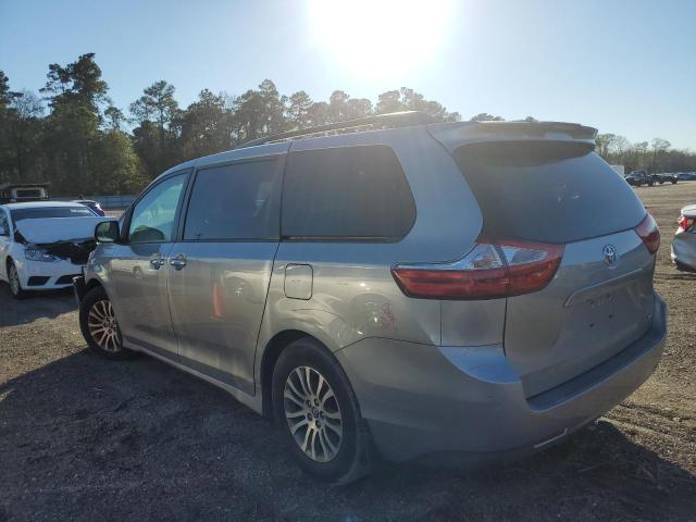 Photo 2 from auction – 2018 TOYOTA SIENNA XLE with VIN 5TDYZ3DC2JS929281
