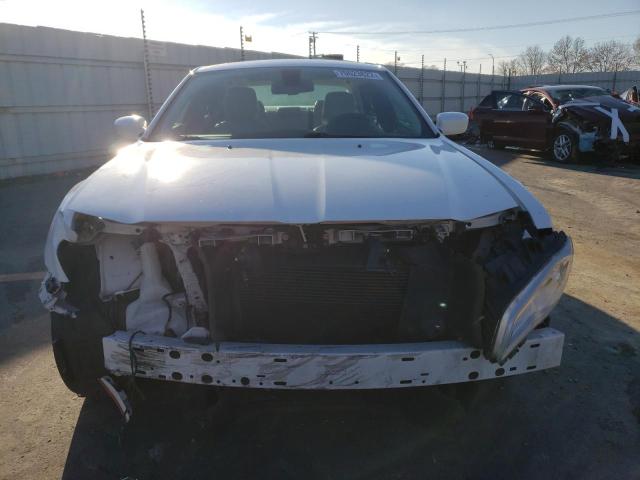 Photo 5 from auction – 2016 CHRYSLER 300 LIMITE with VIN 2C3CCAAGXGH343933