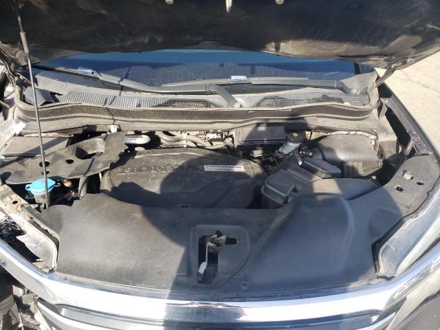 Photo 11 from auction – 2016 HONDA PILOT TOUR with VIN 5FNYF5H92GB019579