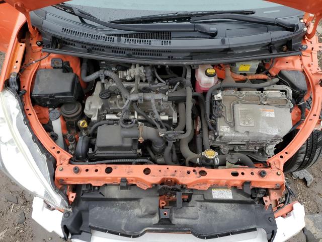Photo 11 from auction – 2014 TOYOTA PRIUS C with VIN JTDKDTB30E1073134