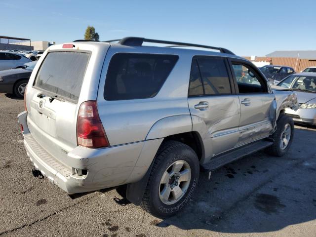 Photo 3 from auction – 2004 TOYOTA 4RUNNER SR with VIN JTEBU14R240053490