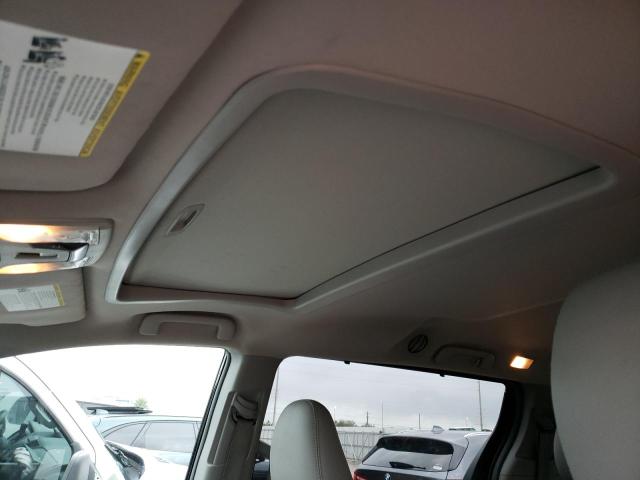 Photo 13 from auction – 2017 TOYOTA SIENNA XLE with VIN 5TDYZ3DC1HS866006