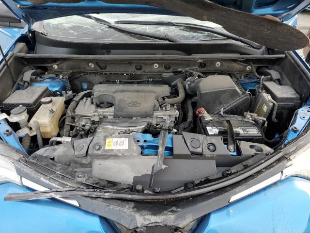 Photo 11 from auction – 2018 TOYOTA RAV4 LE with VIN JTMZFREV4JJ727703