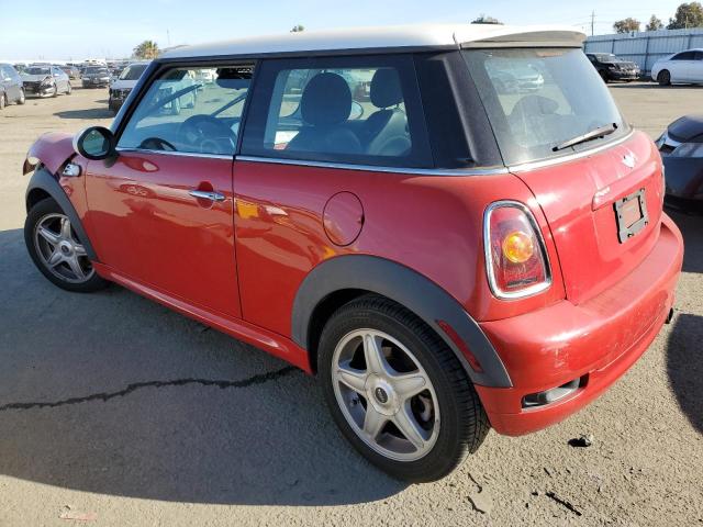 Photo 2 from auction – 2007 MINI COOPER with VIN WMWMF33547TU61698