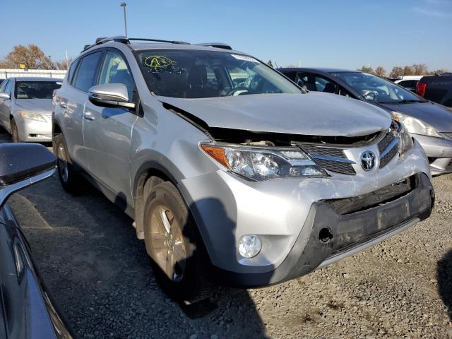 Photo 4 from auction – 2015 TOYOTA RAV4 XLE with VIN JTMRFREV2FD140955