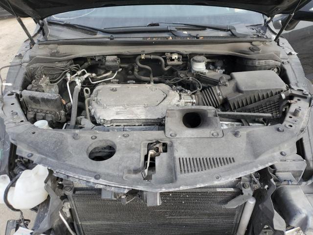 Photo 12 from auction – 2017 ACURA RDX with VIN 5J8TB3H30HL006397