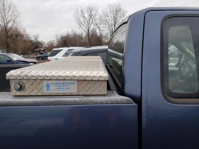 Photo 10 from auction – 2005 FORD F150 with VIN 1FTRF12W75NA36811
