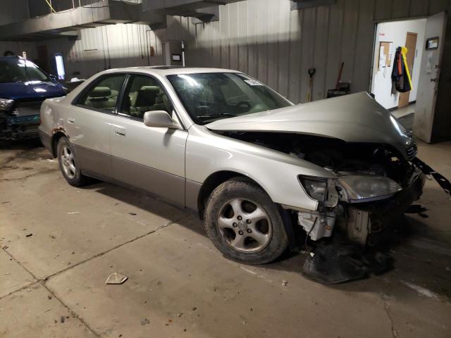 Photo 4 from auction – 1998 LEXUS ES 300 with VIN JT8BF28G8W5025565