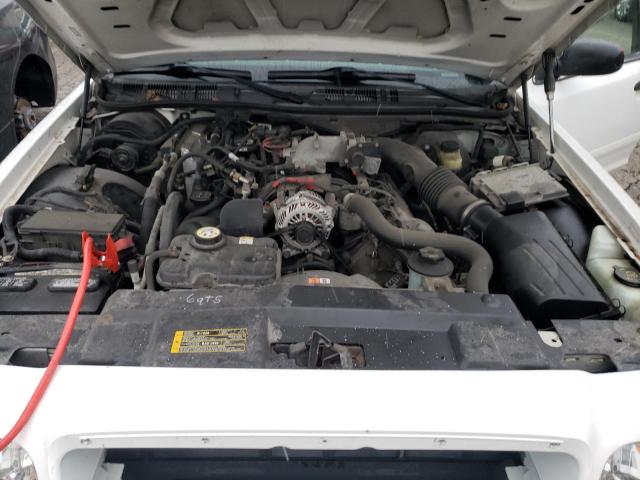Photo 11 from auction – 2008 FORD CROWN VICT with VIN 2FAHP71V18X109099