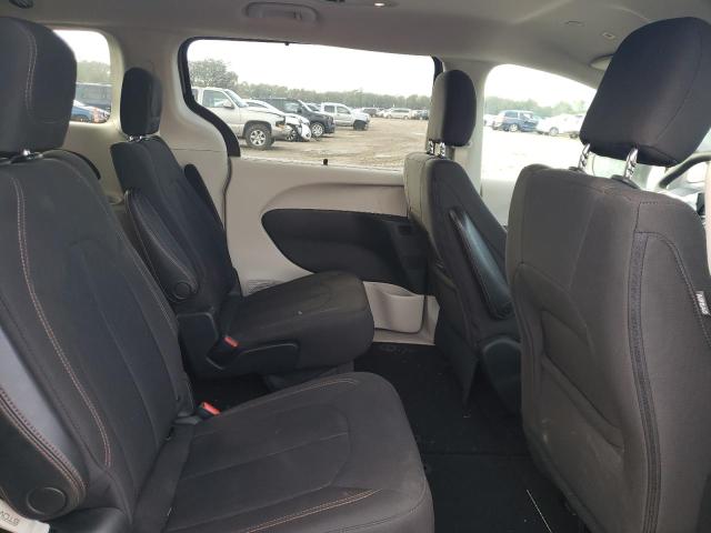 Photo 11 from auction – 2018 CHRYSLER PACIFICA T with VIN 2C4RC1FG0JR102933
