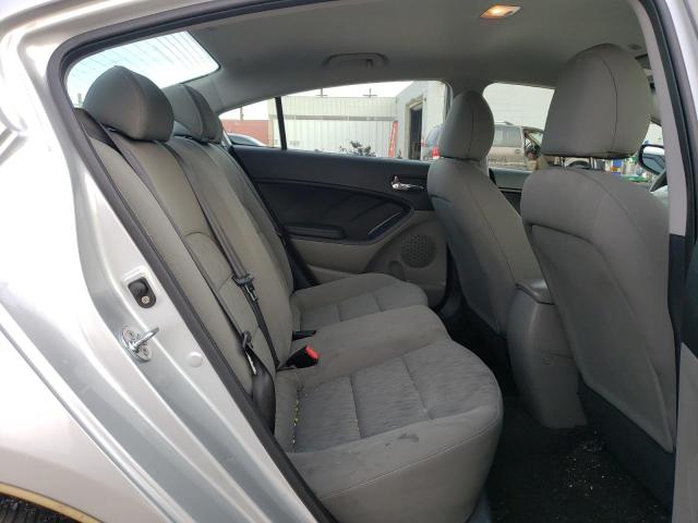 Photo 10 from auction – 2016 KIA FORTE LX with VIN KNAFK4A63G5461041