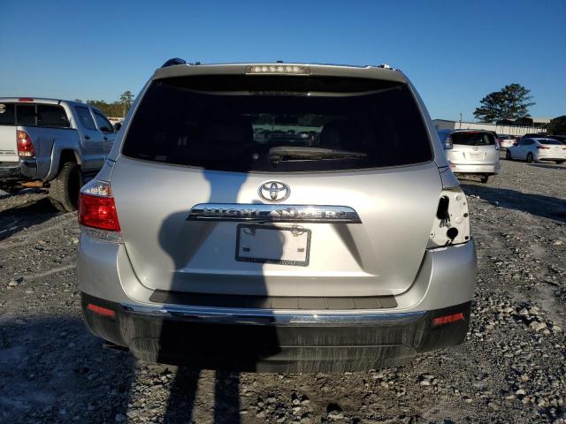 Photo 6 from auction – 2013 TOYOTA HIGHLANDER with VIN 5TDZK3EH3DS134957