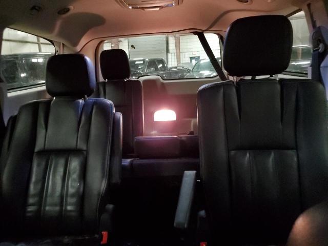 Photo 10 from auction – 2014 CHRYSLER TOWN & COU with VIN 2C4RC1BG7ER124942