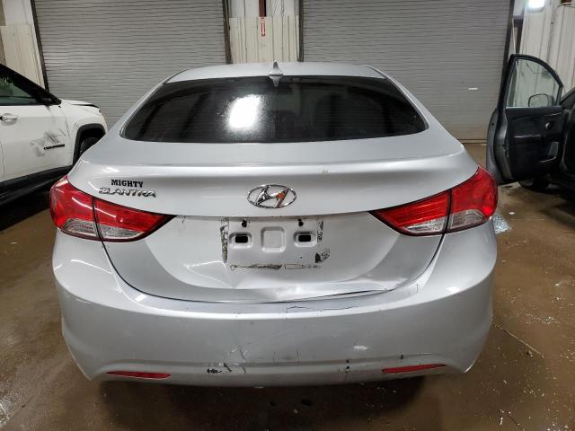 Photo 6 from auction – 2013 HYUNDAI ELANTRA GL with VIN 5NPDH4AE4DH257537