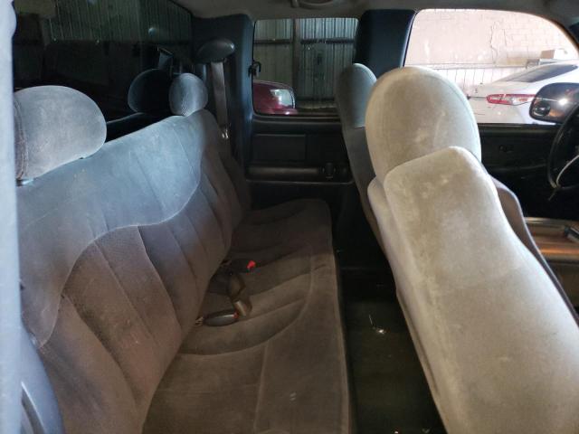 Photo 10 from auction – 2000 CHEVROLET SILVERADO with VIN 2GCEC19V8Y1111199