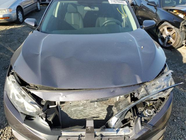 Photo 11 from auction – 2017 HONDA CIVIC LX with VIN 2HGFC2F50HH559170