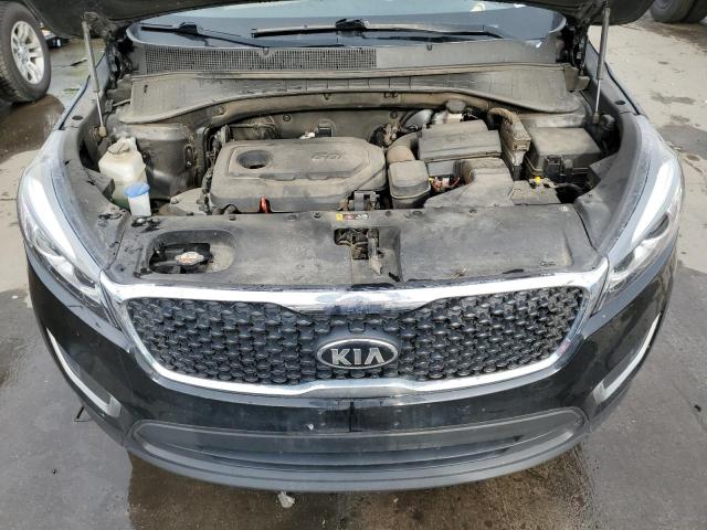 Photo 12 from auction – 2017 KIA SORENTO LX with VIN 5XYPGDA33HG213962