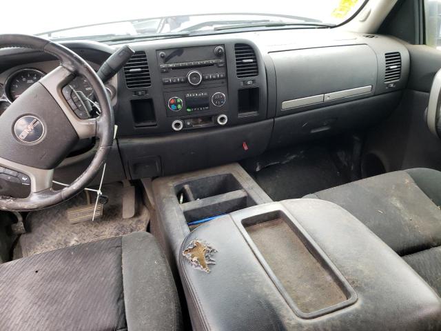 Photo 8 from auction – 2007 GMC SIERRA C25 with VIN 1GTHC29617E533839