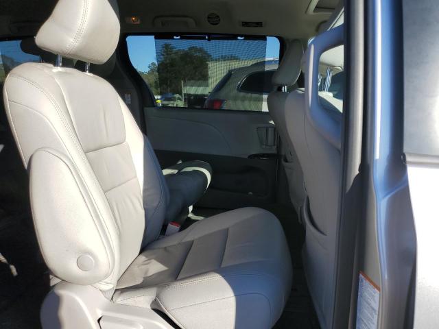 Photo 10 from auction – 2018 TOYOTA SIENNA XLE with VIN 5TDYZ3DC2JS929281