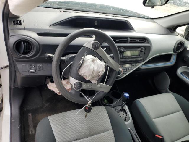 Photo 8 from auction – 2012 TOYOTA PRIUS C with VIN JTDKDTB30C1522101