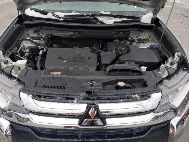 Photo 12 from auction – 2018 MITSUBISHI OUTLANDER with VIN JA4AZ3A38JZ051984