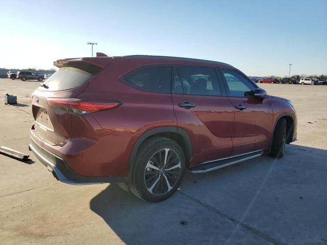 Photo 3 from auction – 2022 TOYOTA HIGHLANDER with VIN 5TDLZRAH4NS122778