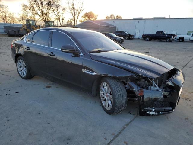 Photo 4 from auction – 2016 JAGUAR XF PREMIUM with VIN SAJBD4BV3GCY08768