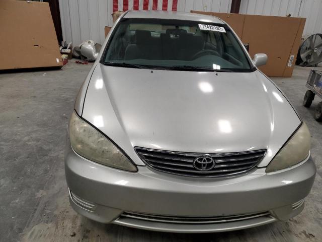 Photo 5 from auction – 2005 TOYOTA CAMRY LE with VIN 4T1BE32K85U952072