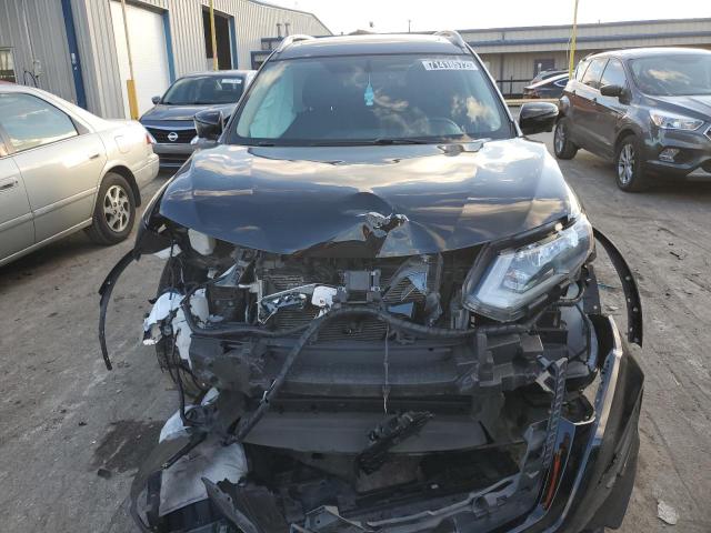 Photo 5 from auction – 2018 NISSAN ROGUE S with VIN 5N1AT2MVXJC752393