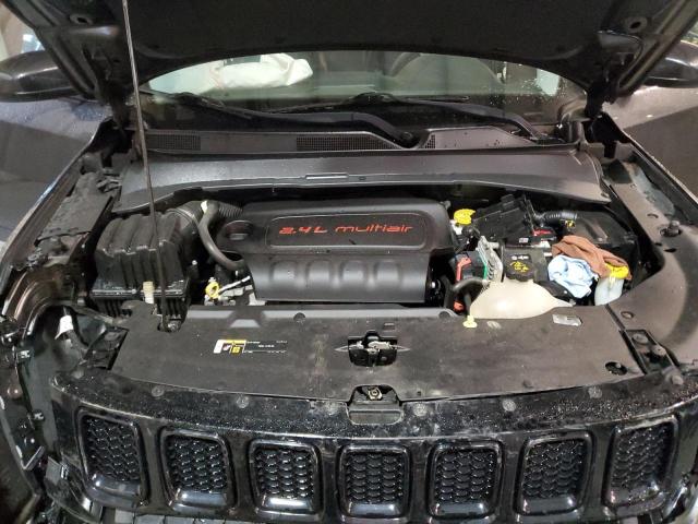 Photo 12 from auction – 2018 JEEP CHEROKEE with VIN 3C4NJDBB1JT325530