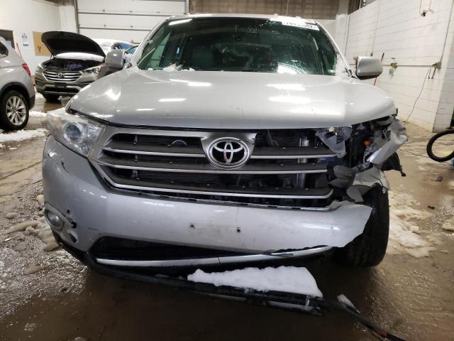 Photo 5 from auction – 2013 TOYOTA HIGHLANDER with VIN 5TDBK3EH1DS211049