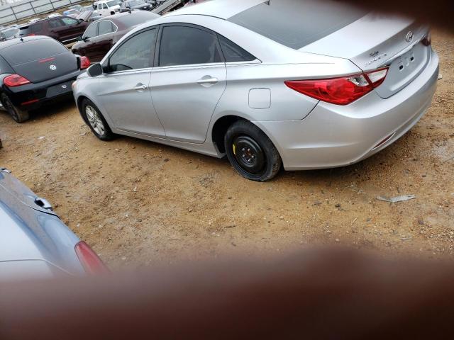 Photo 2 from auction – 2012 HYUNDAI SONATA GLS with VIN 5NPEB4AC0CH444955