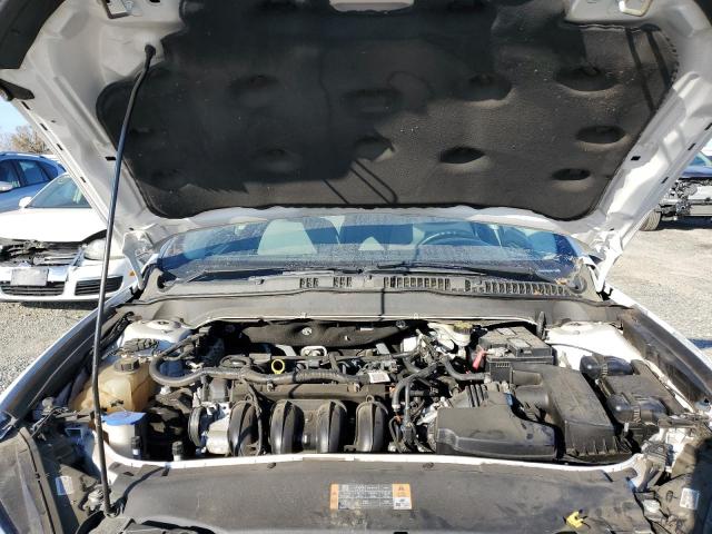 Photo 11 from auction – 2013 FORD FUSION S with VIN 3FA6P0G74DR235957
