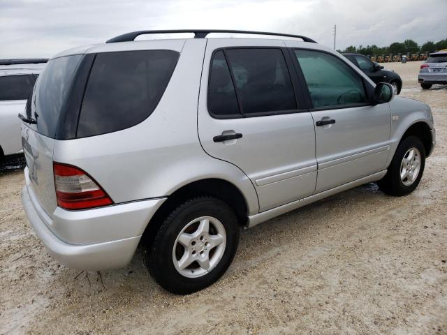 Photo 3 from auction – 2000 MERCEDES-BENZ M-CLASS with VIN 4JGAB54E7YA164168