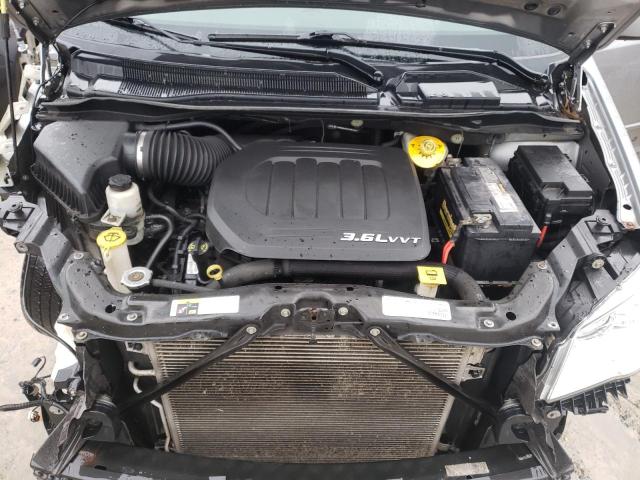 Foto 12 de la subasta – 2016 DODGE GRAND CARA con VIN 2C4RDGCG8GR370562