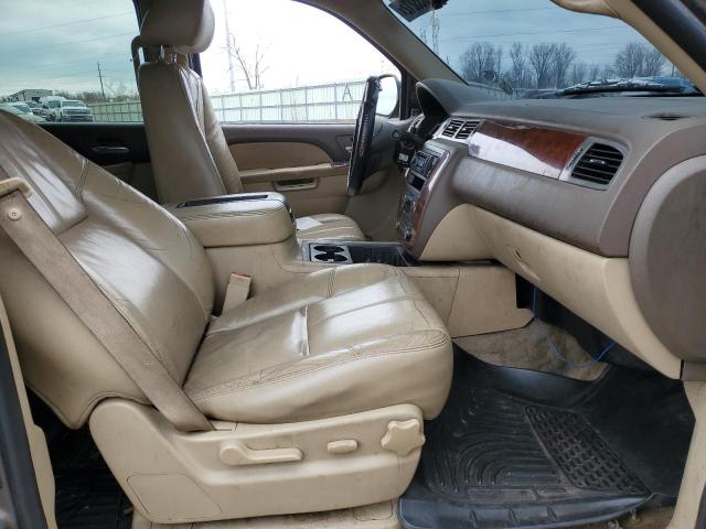 Photo 7 from auction – 2011 CHEVROLET SUBURBAN C with VIN 1GNSCJE00BR244185