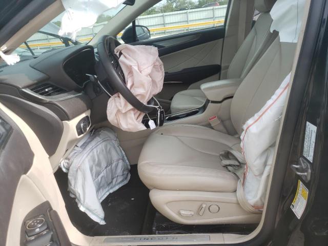 Photo 7 from auction – 2017 LINCOLN MKC PREMIE with VIN 5LMCJ1C92HUL11825