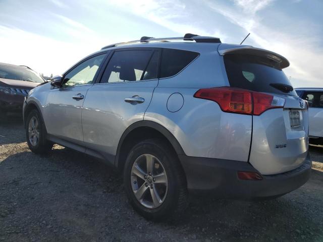 Photo 2 from auction – 2015 TOYOTA RAV4 XLE with VIN JTMRFREV2FD140955