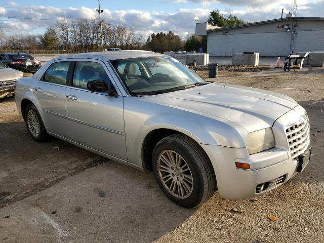 Photo 4 from auction – 2010 CHRYSLER 300 TOURIN with VIN 2C3CA4CD0AH199004