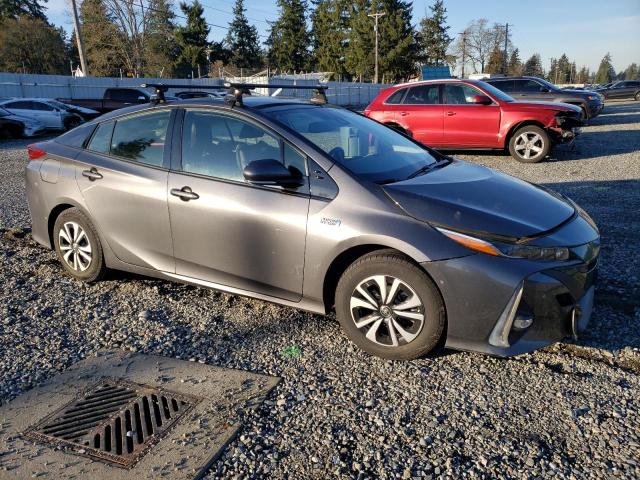 Photo 4 from auction – 2017 TOYOTA PRIUS PRIM with VIN JTDKARFP1H3011064